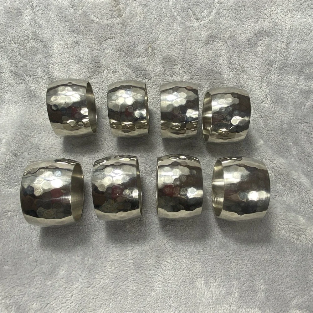 Set‎ of 8 Silver Toned Hammered Pattern Napkin Rings Heavy Metal Dinner Party